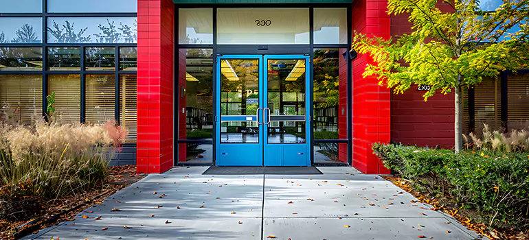 Roll Up Storefront Doors in Orleans, ON