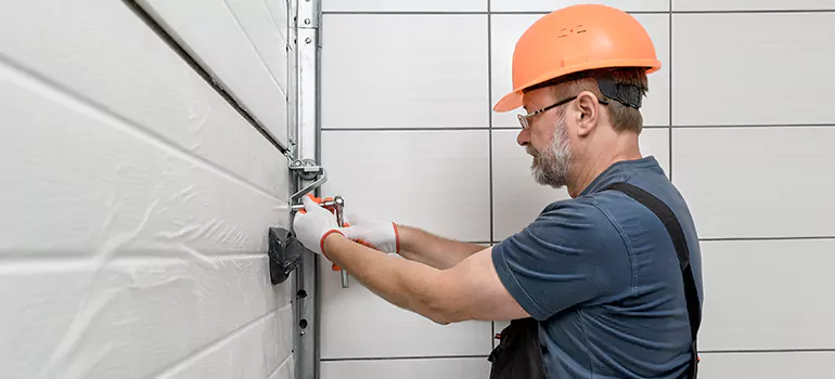 Garage Door Repair in Orleans