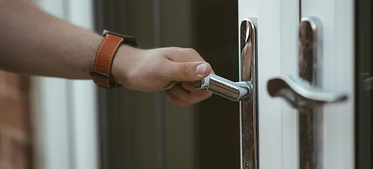Lock Stile Activating Bracket in Orleans, ON